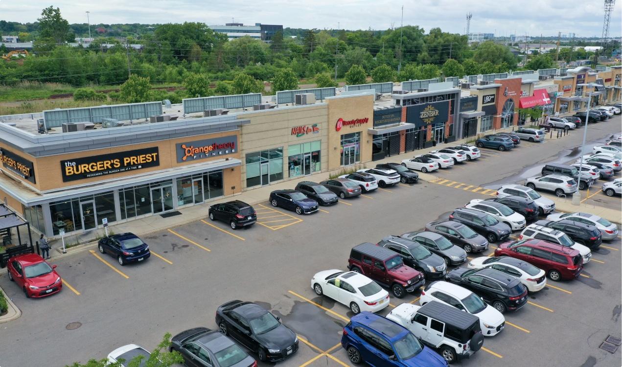 Shops of Oakville South 4
