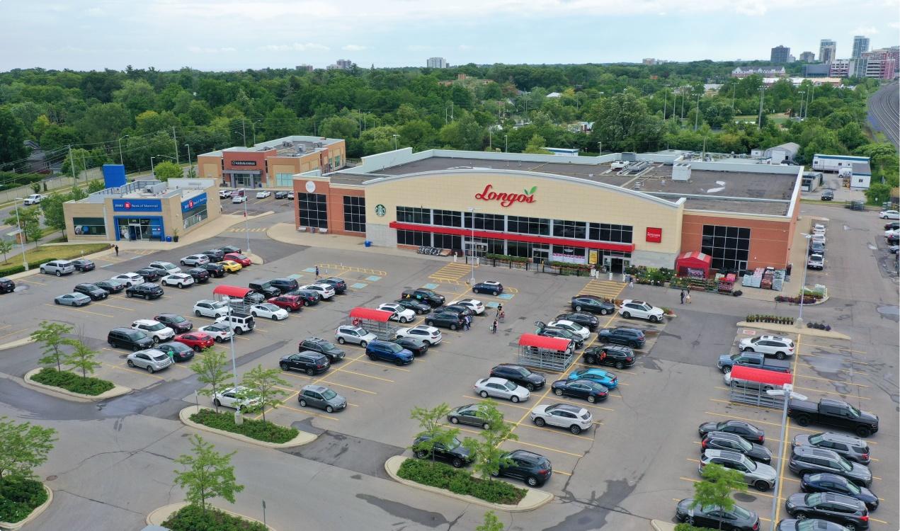 Shops of Oakville South 5